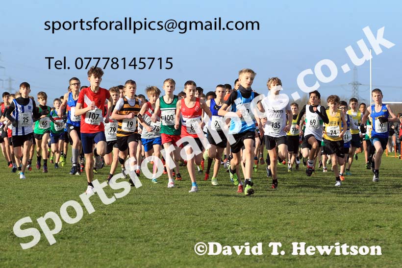 Boys under-13s 2022 Northern Cross Country Champs., Pontefract. Photo: David T. Hewitson/Sports for All Pics